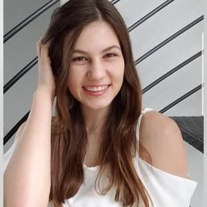 Meet your Posher, Madelynn